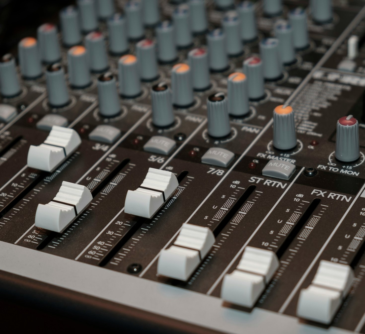 How Personalized Mentorship Can Transform Your Music