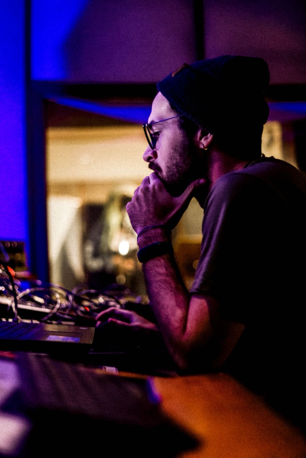 Matheus “Matta” Falcão Corrêa teaching music production — Ableton Live & Pro Tools instructor at The Music Producer School